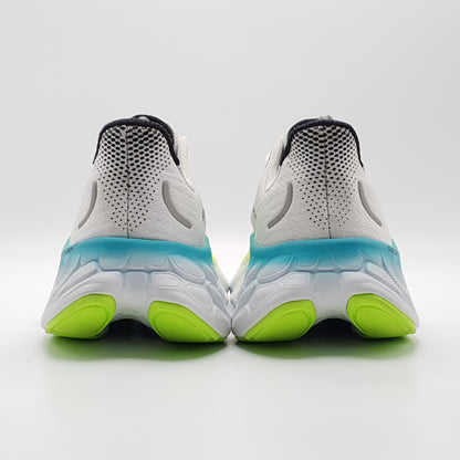 New Balance Fresh Foam X More V4