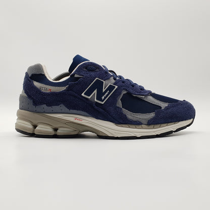 New Balance 2002R
