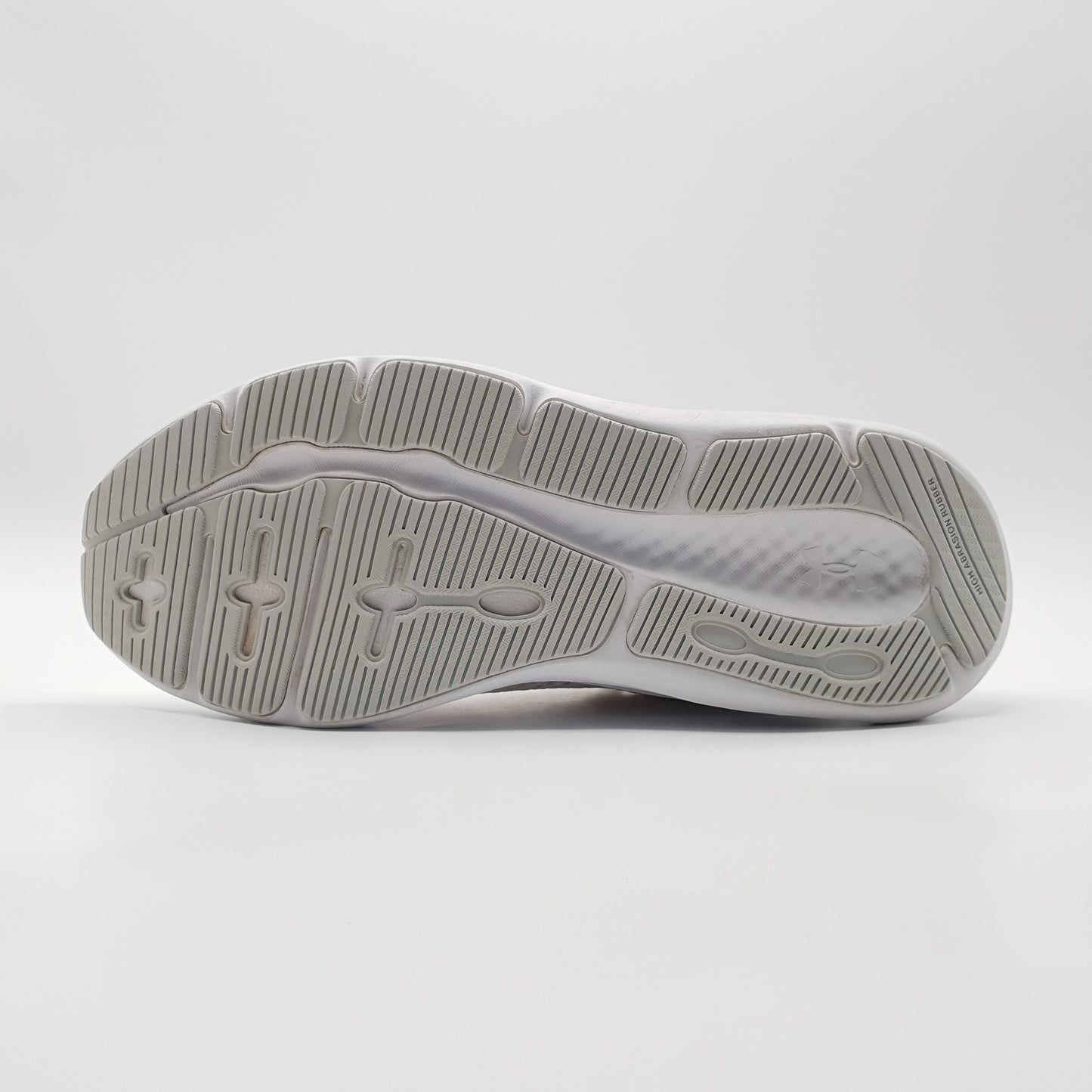 Under Armour Charged Pursuit 3