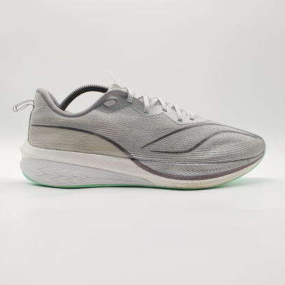 Li-Ning Dark Horse 6