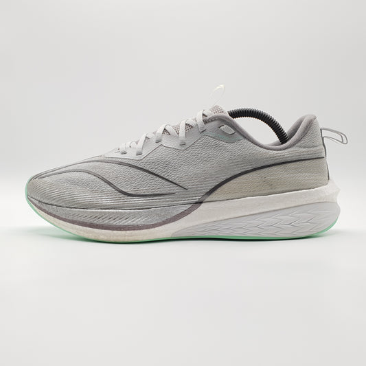 Li-Ning Dark Horse 6