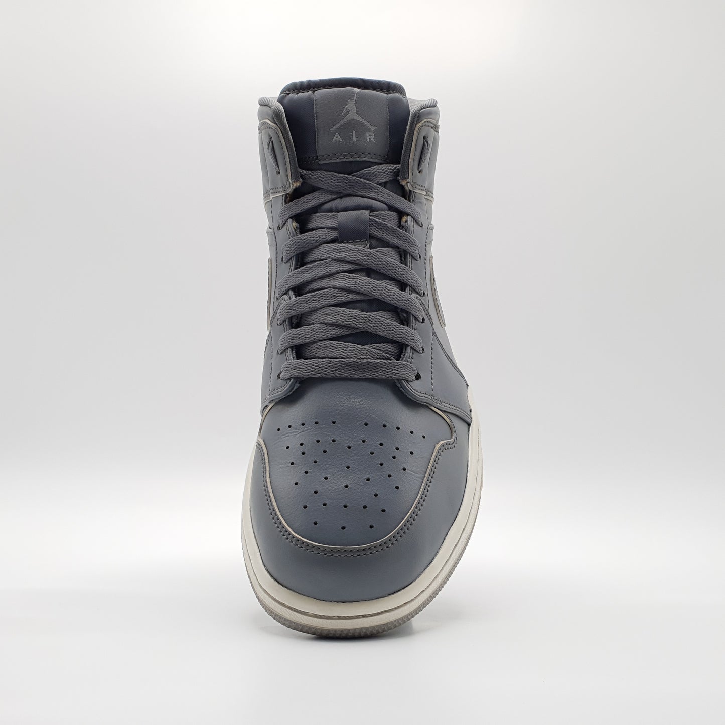 Nike Jordan 1 Retro Mid
