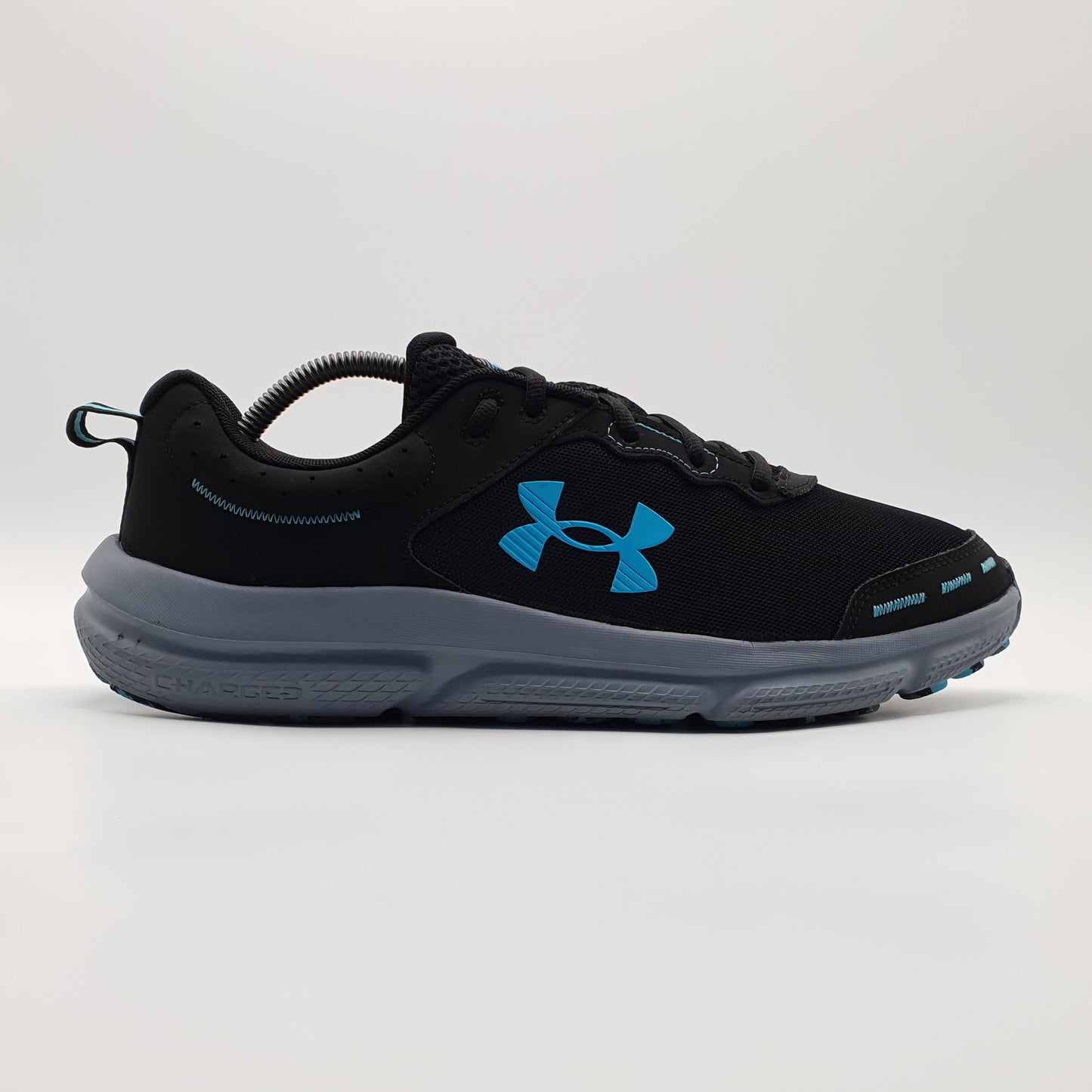 Under Armour Charged Assert 10