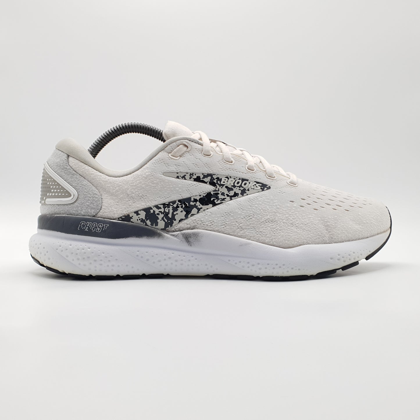 Brooks Ghost 16