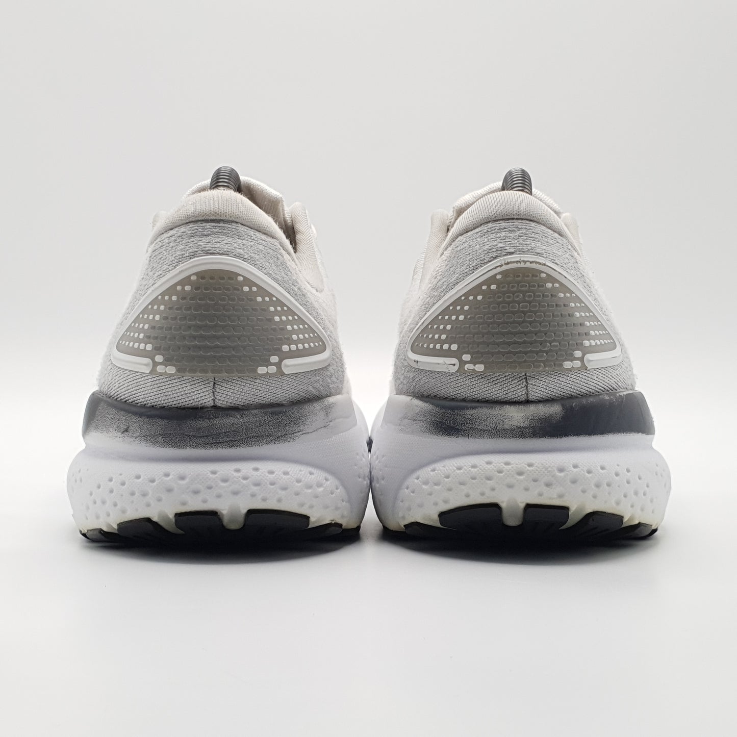 Brooks Ghost 16