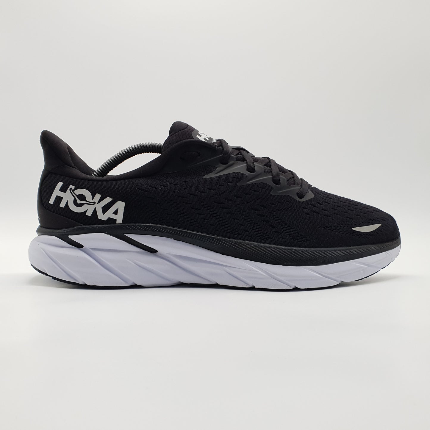 Hoka One One Clifton 8