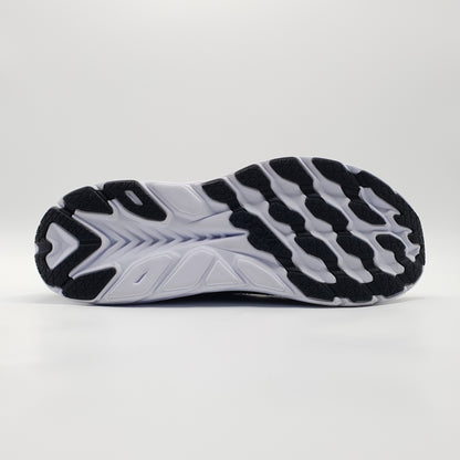 Hoka One One Clifton 8