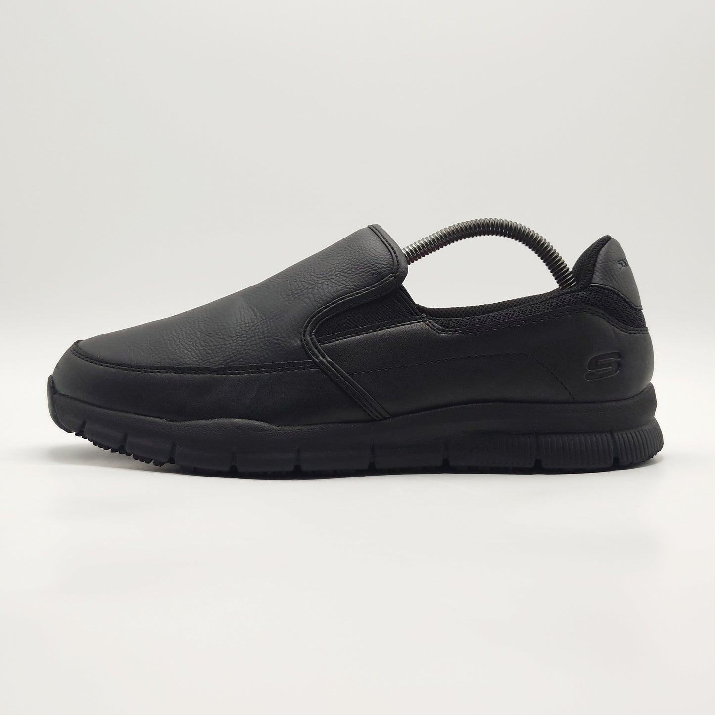 Skechers Work Relaxed Fit: Nampa Groton 77157EC