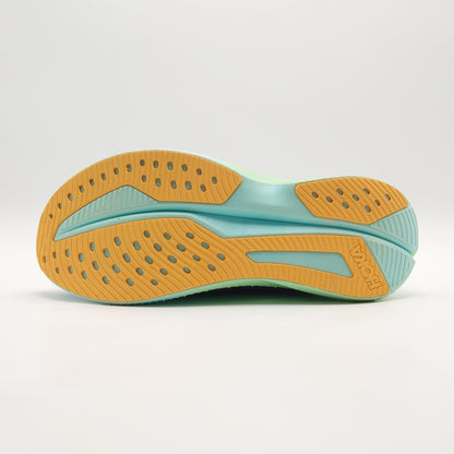 Hoka One One Mach 6