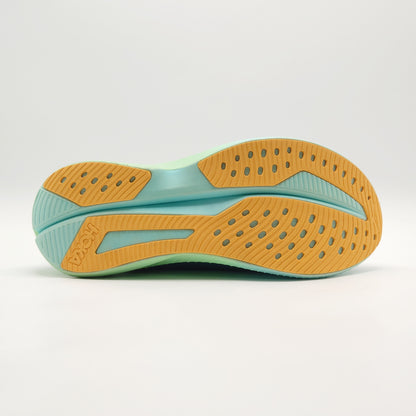Hoka One One Mach 6