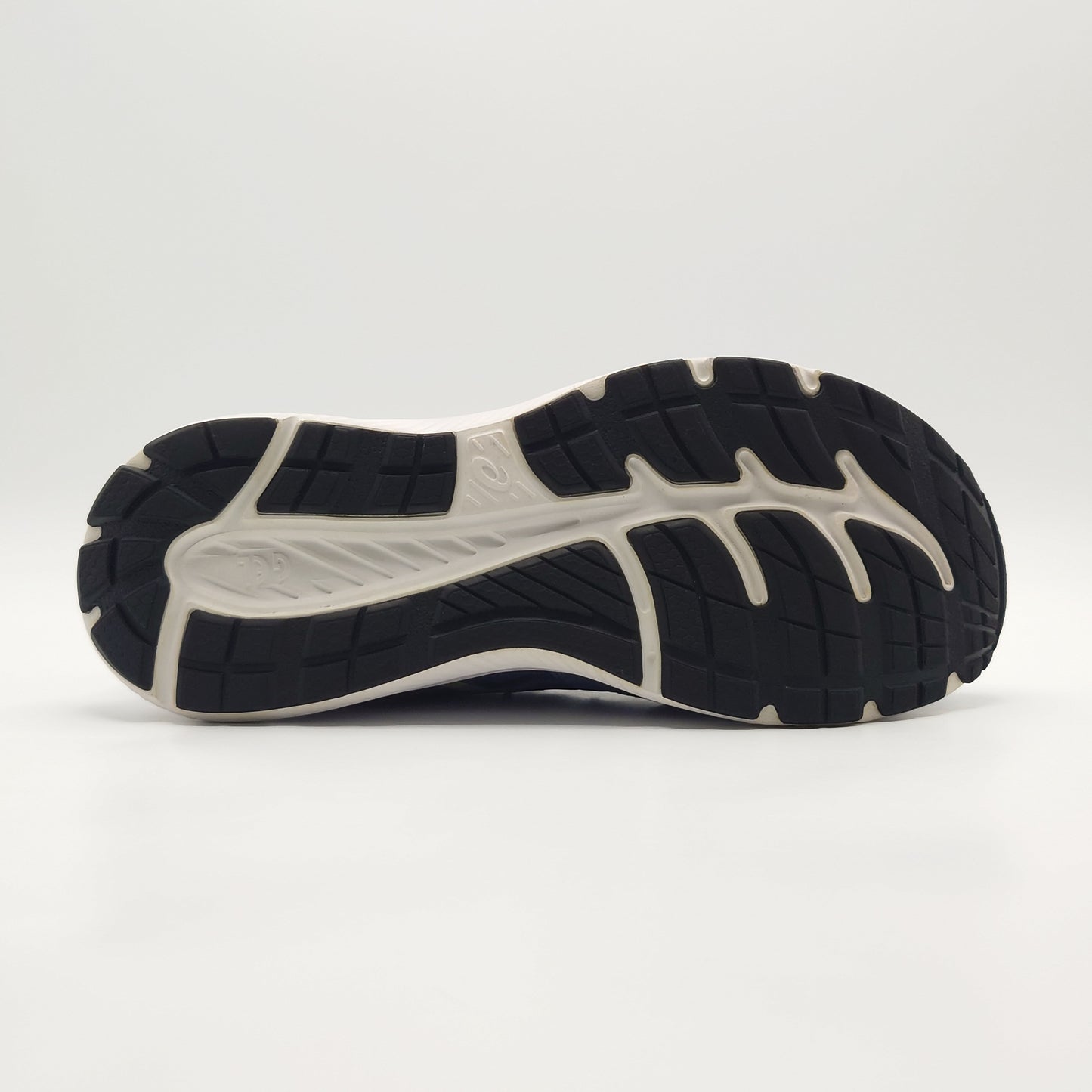 ASICS Gel-Contend 8