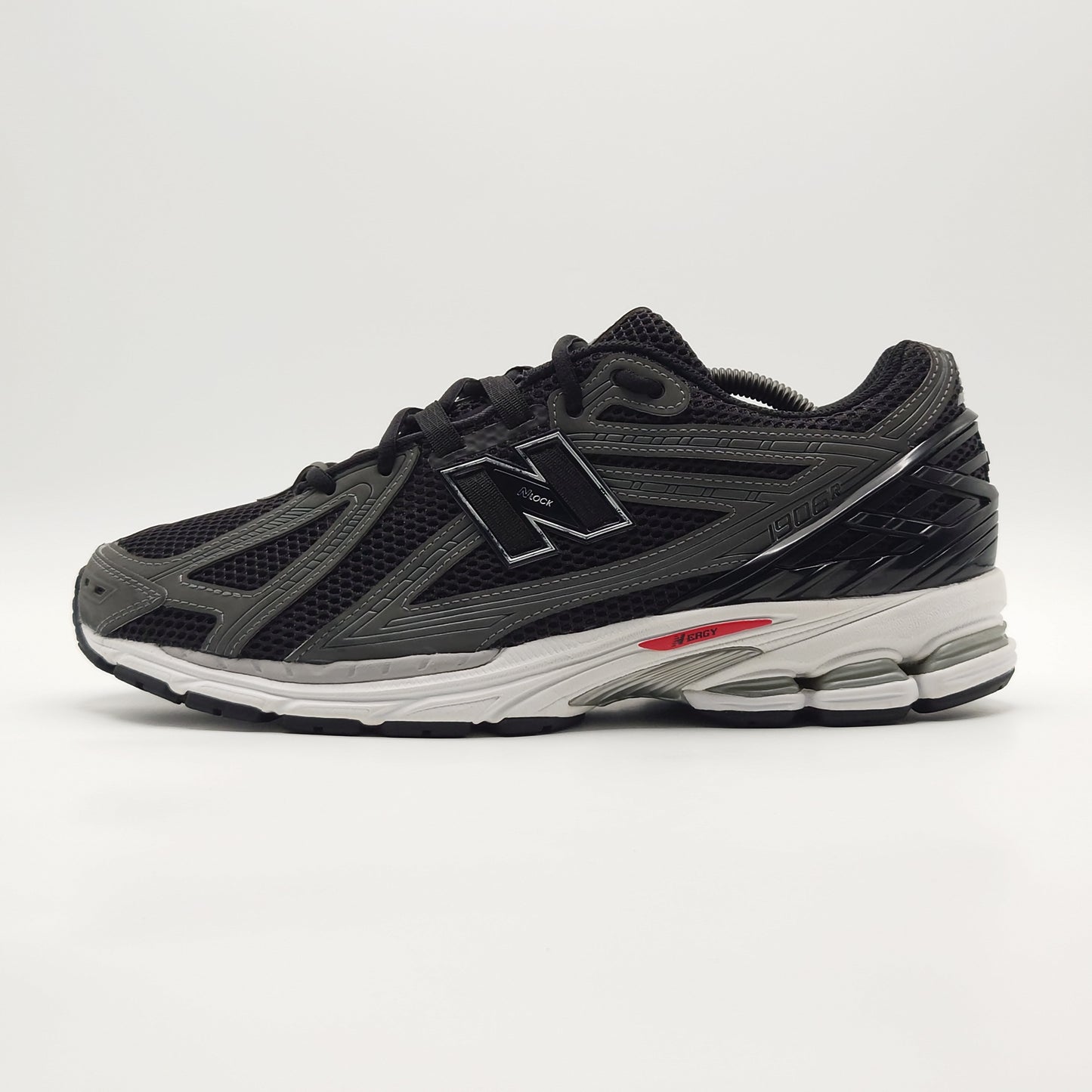New Balance 1906R