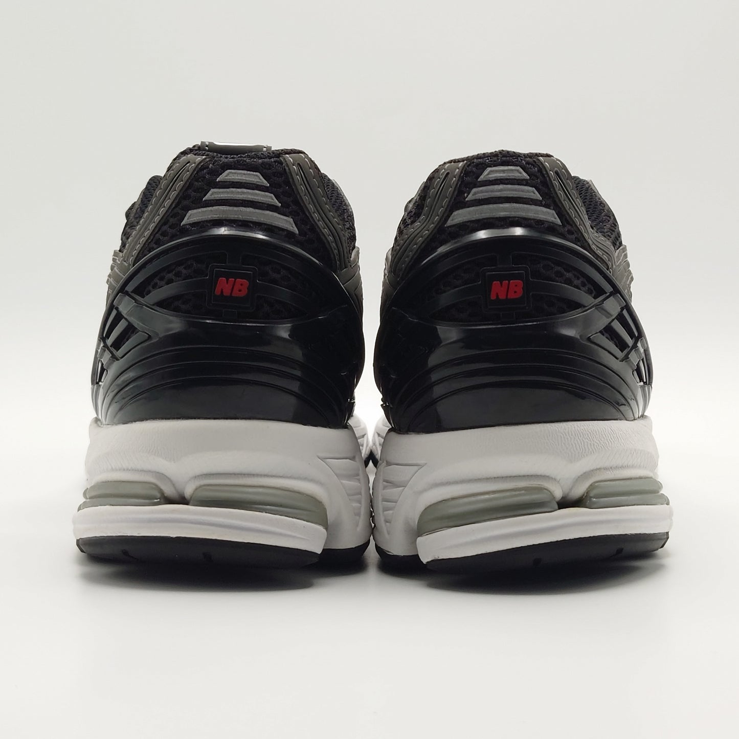New Balance 1906R