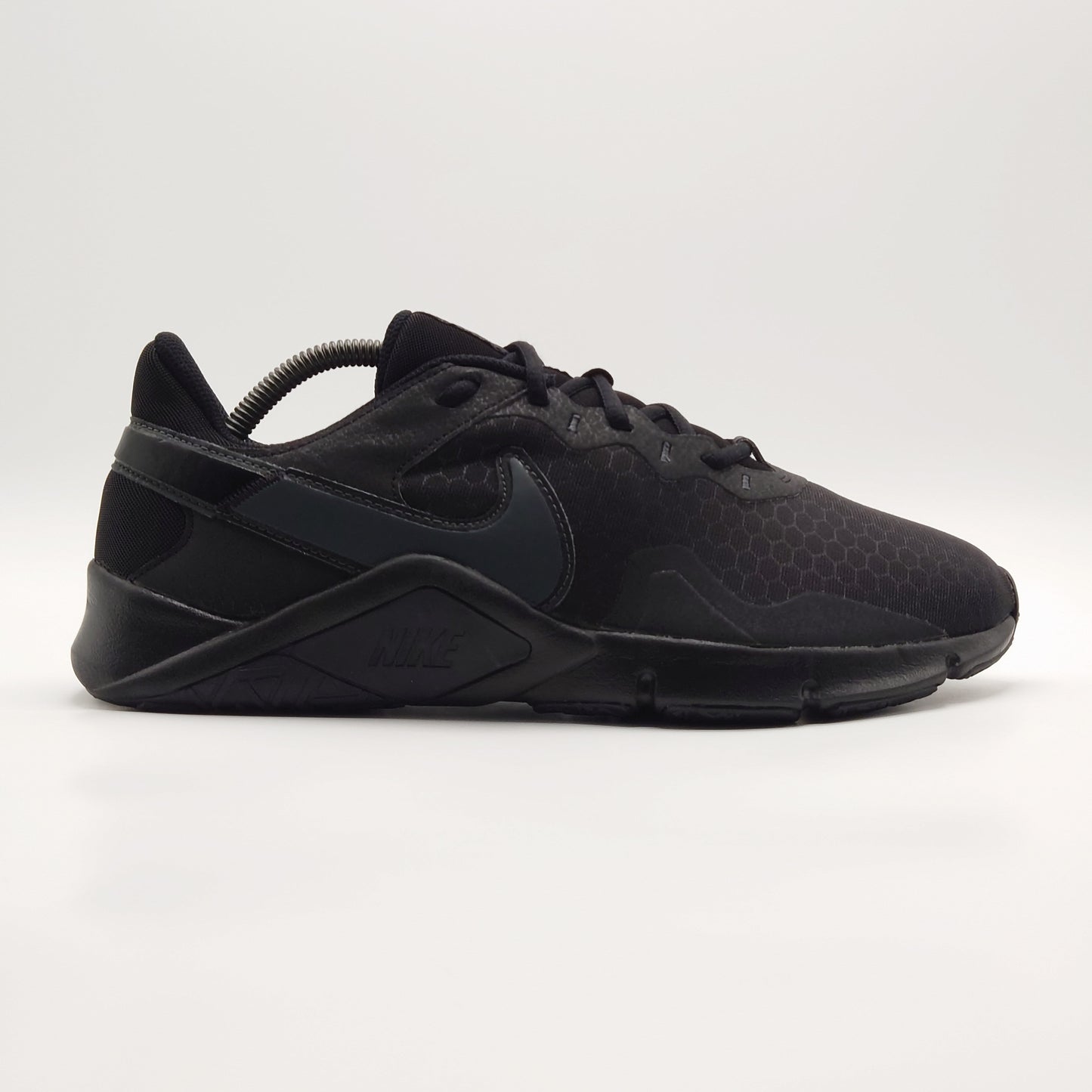 Nike Legend Essential 2