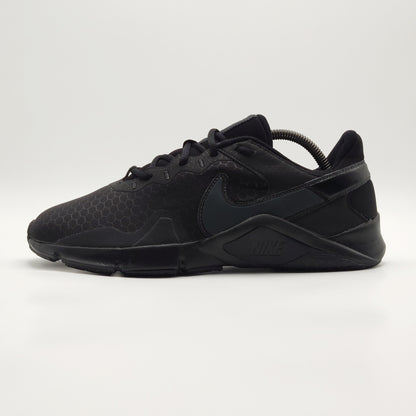 Nike Legend Essential 2