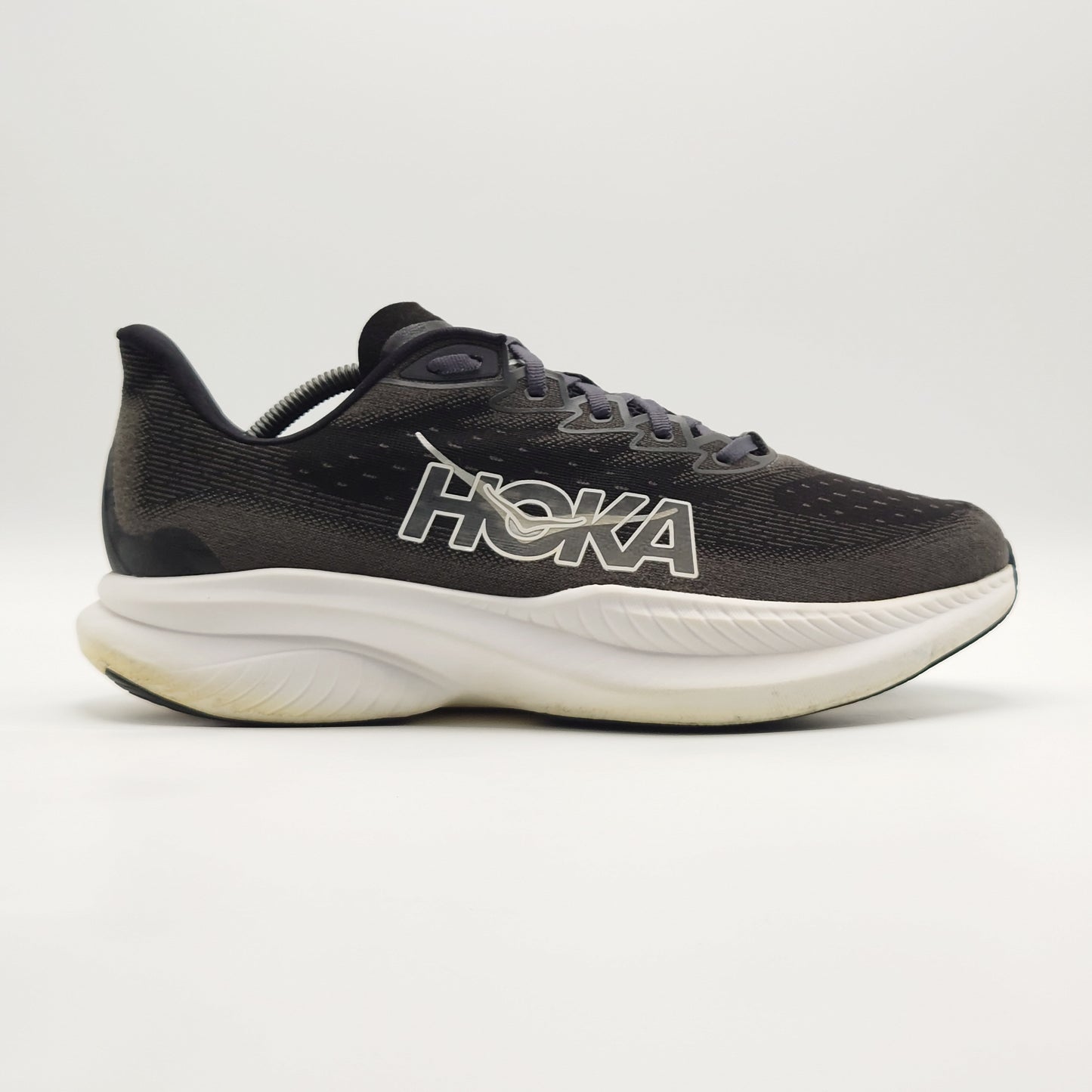 Hoka One One Mach 6