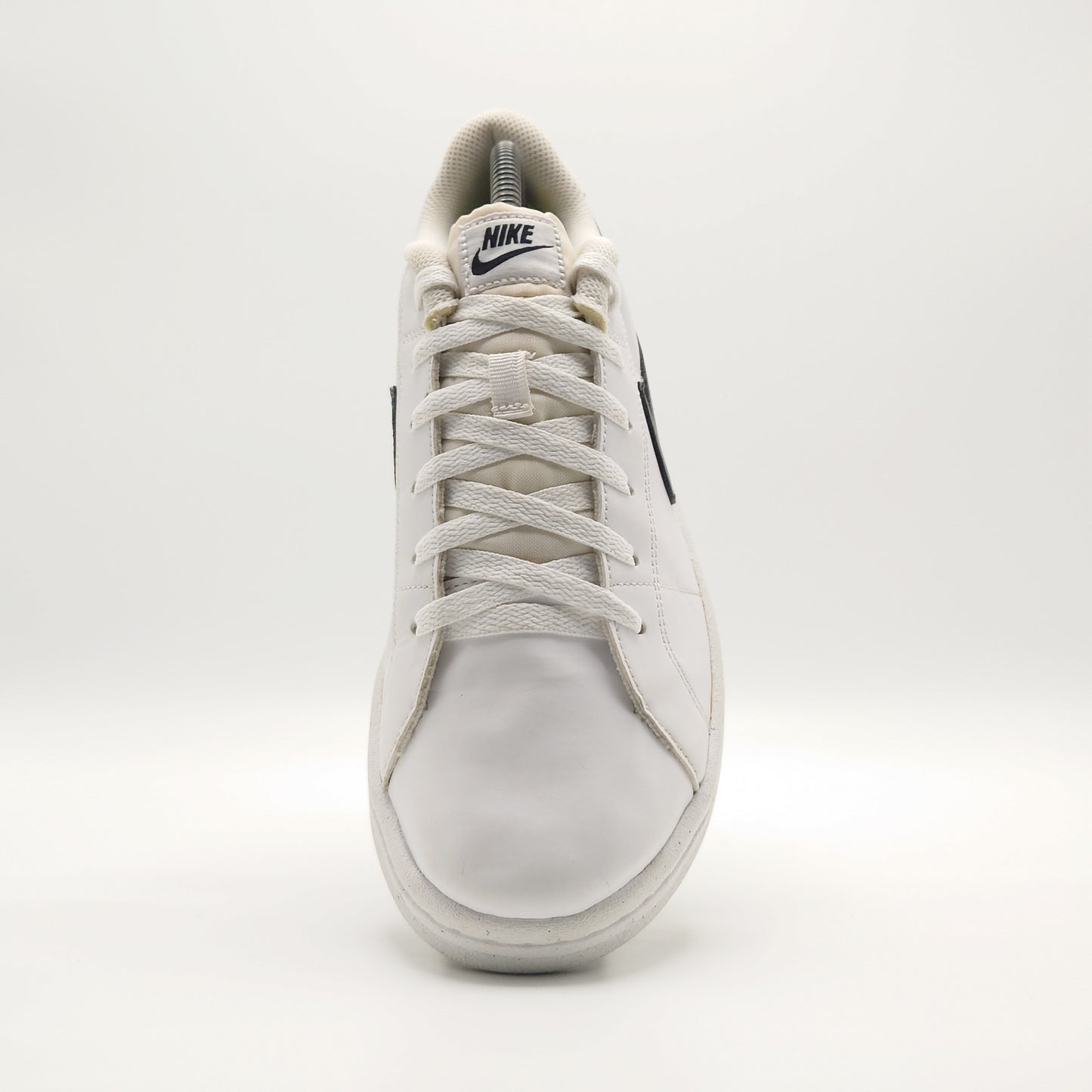 Nike Court Royale 2