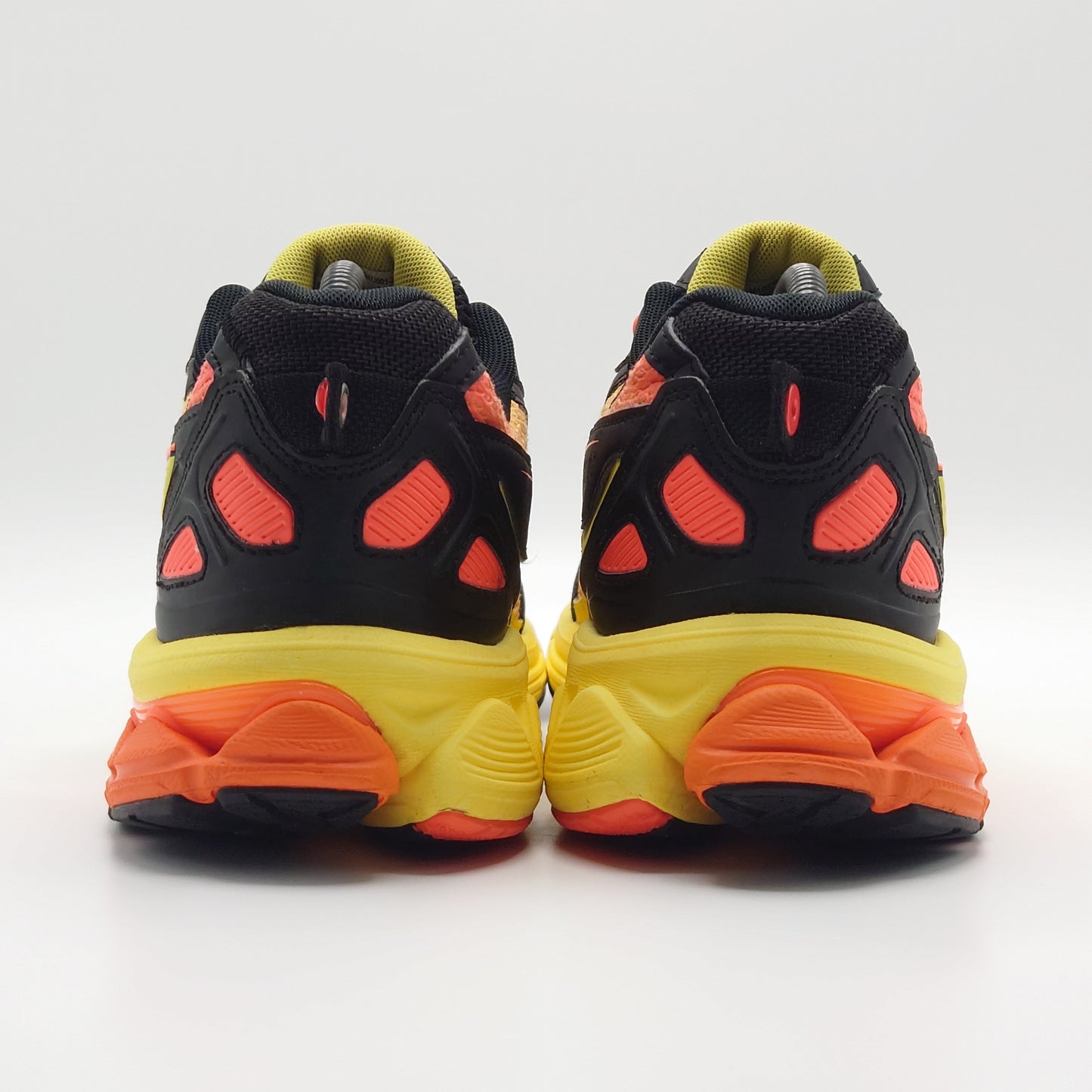 Li-Ning Reflective Shock Absorbing Rebound Retro Low