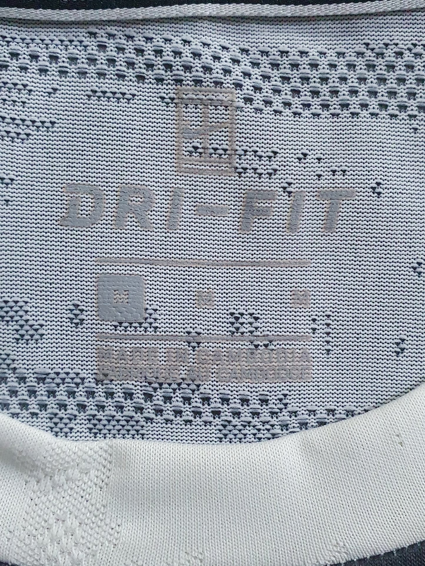 Nike Court Challenger
