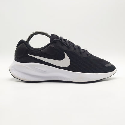 Nike Revolution 7