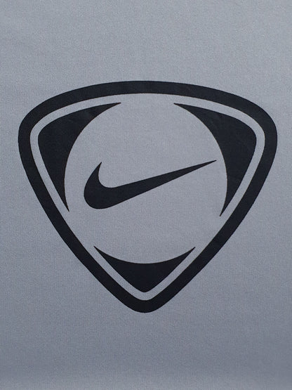 Nike Vintage 90s Total Ninety Center Swoosh Retro