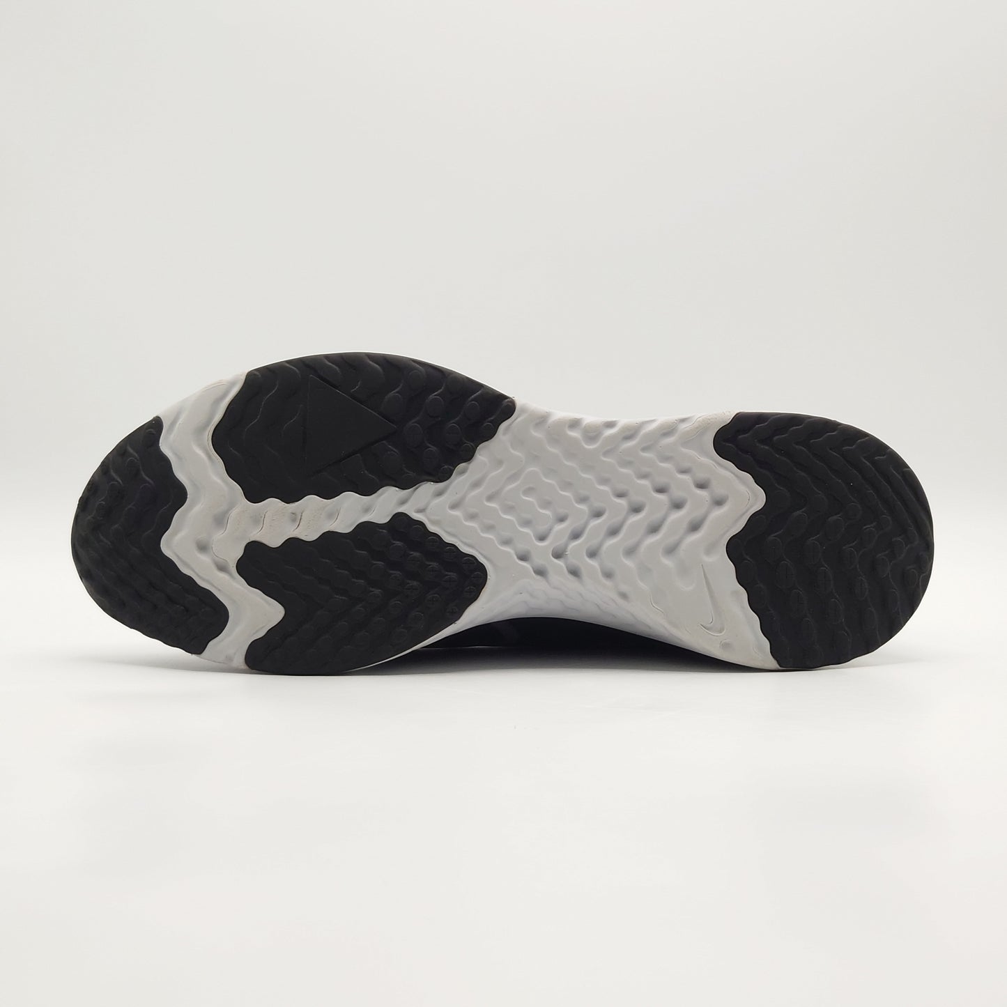 Nike Odyssey React Shield 2