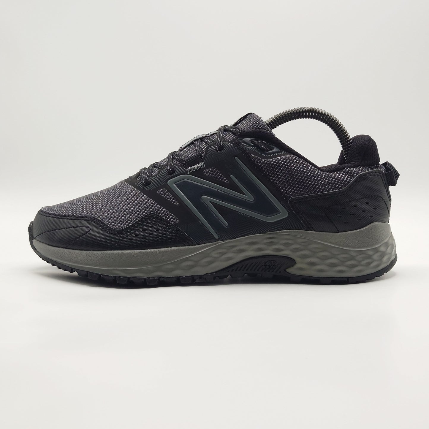 New Balance 410v8