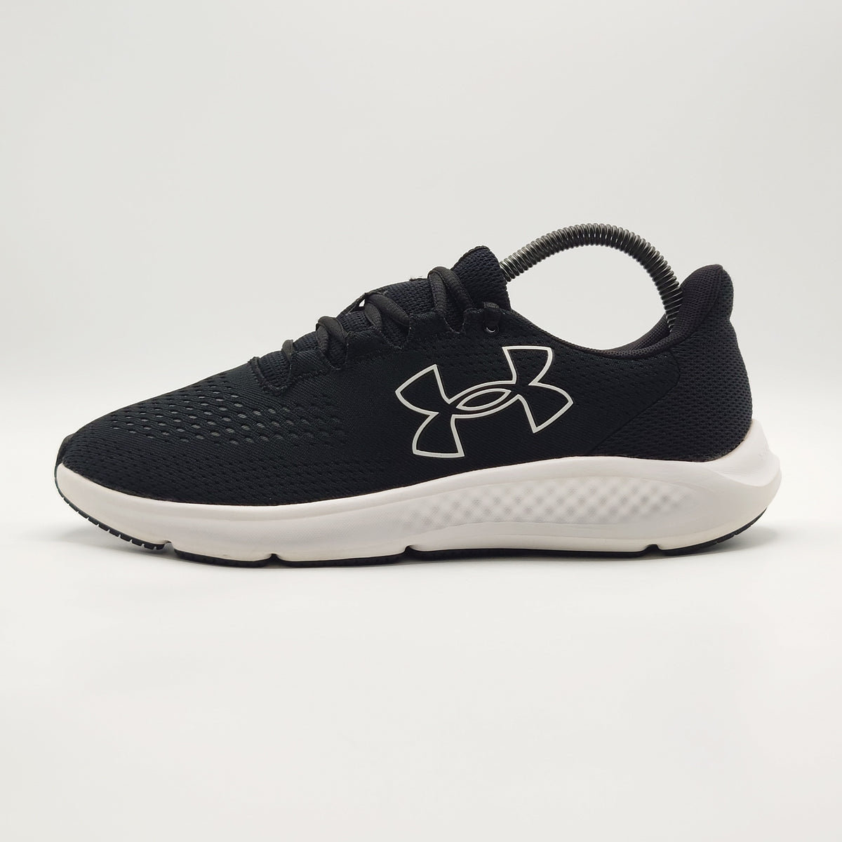 Under Armour Charged Pursuit 3