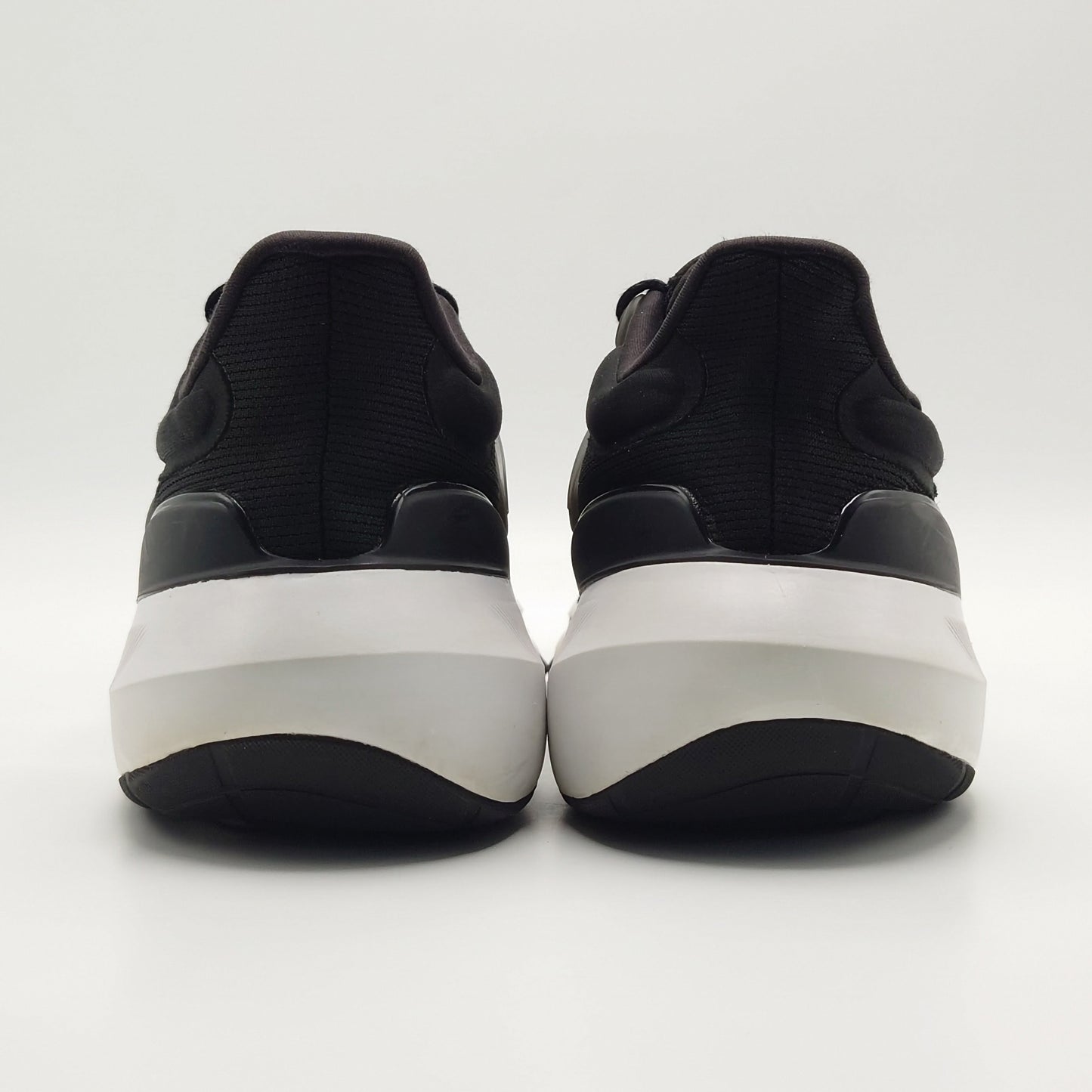 adidas Ultrabounce Wide