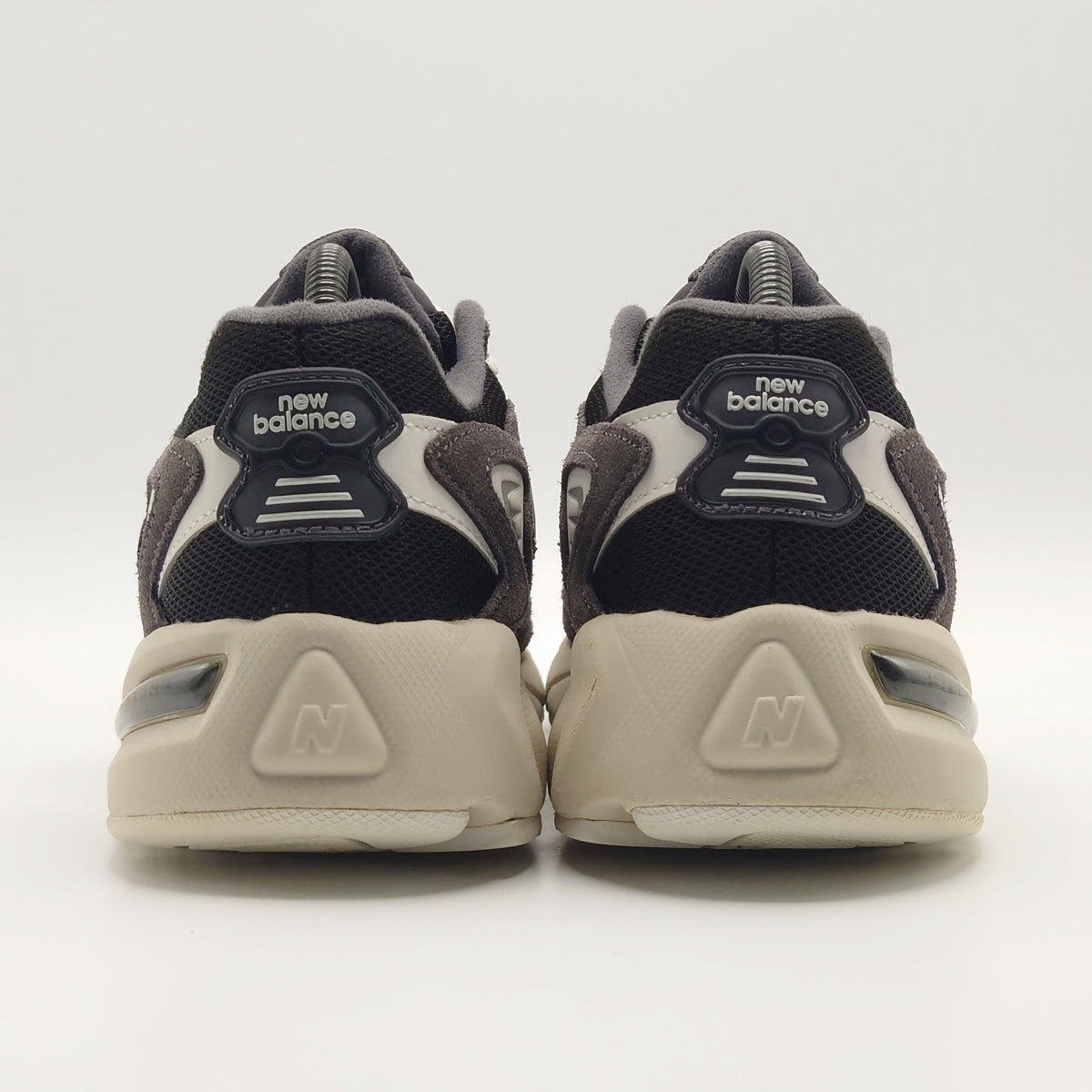 New Balance 725