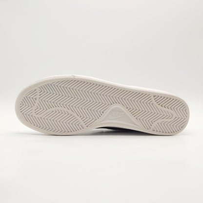 Nike Court Royale
