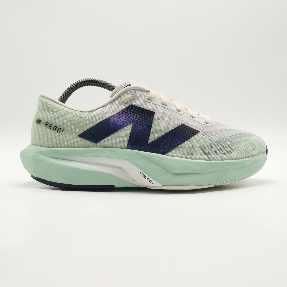 New Balance FuelCell Rebel v4
