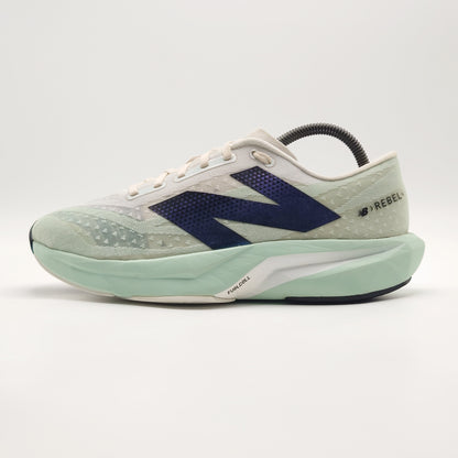New Balance FuelCell Rebel v4