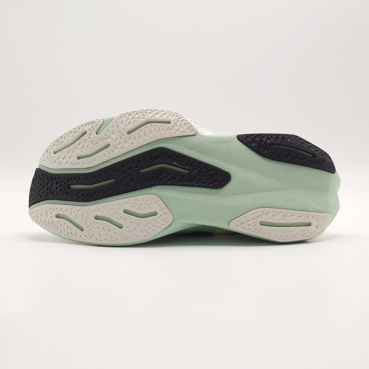 New Balance FuelCell Rebel v4