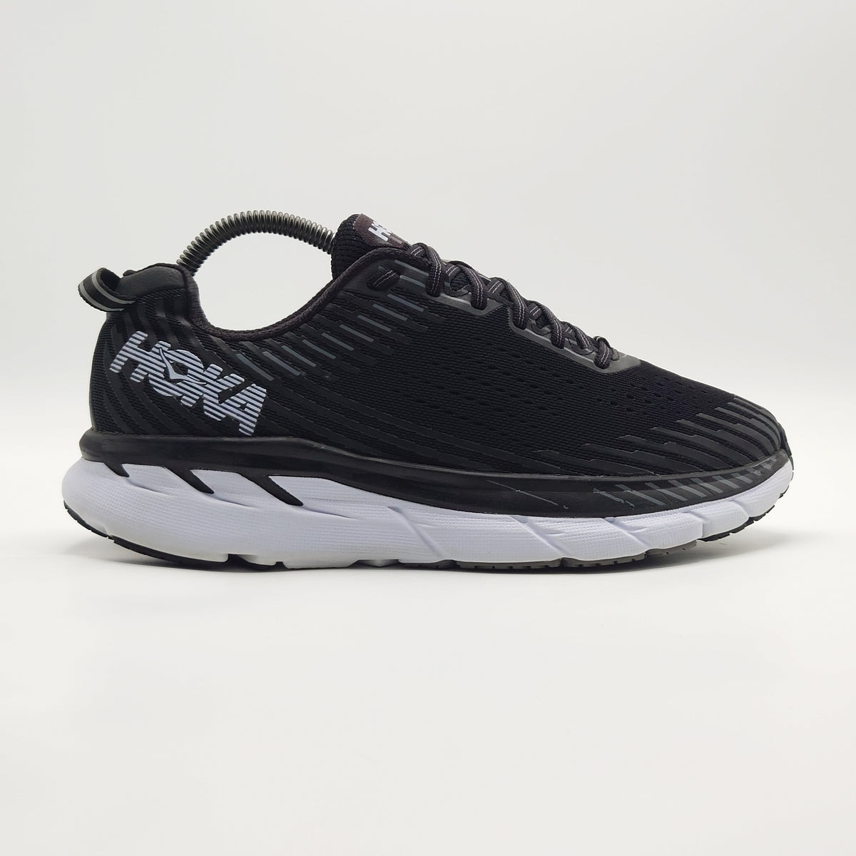 HOKA One One Clifton 5