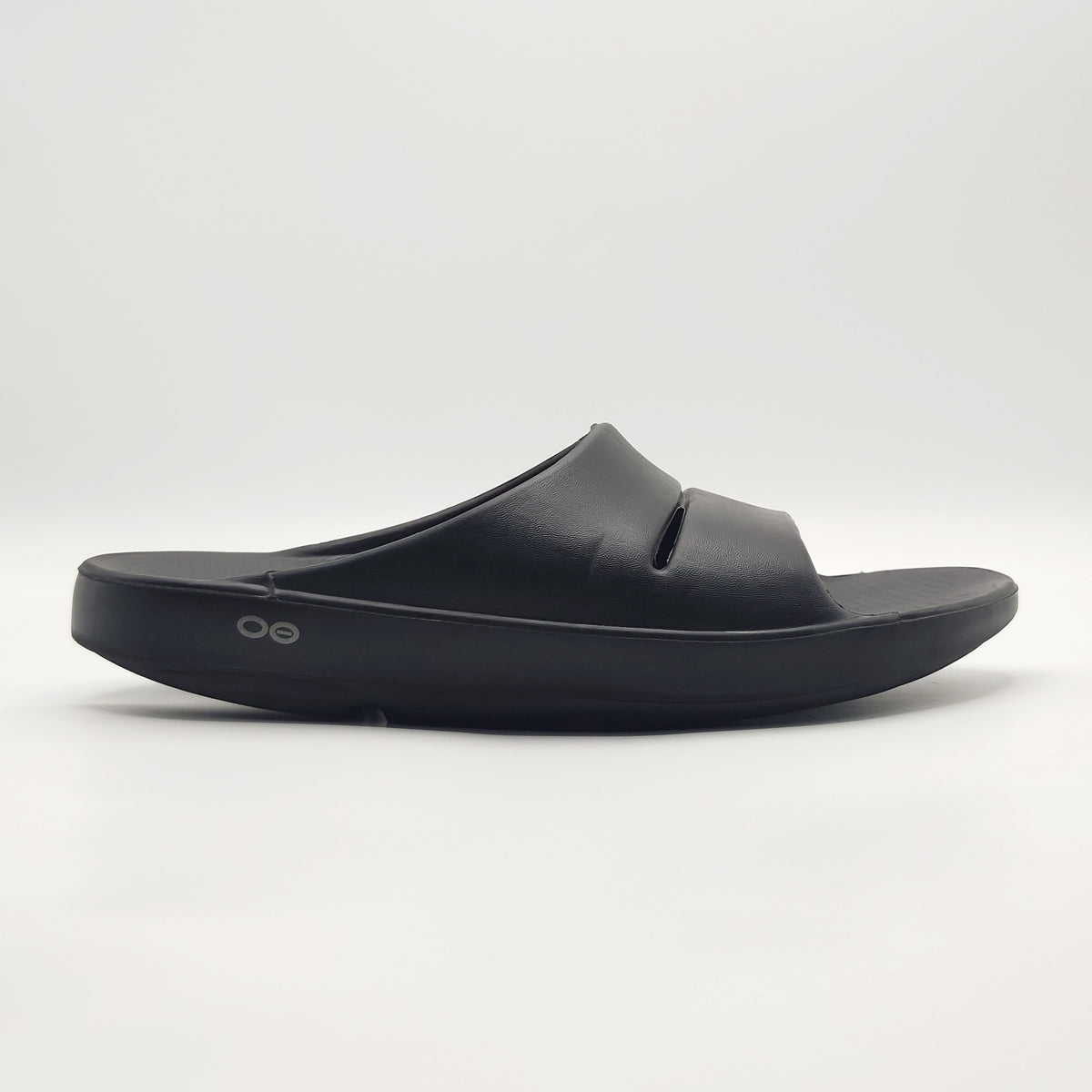 OOFOS OOahh Slide Sandal