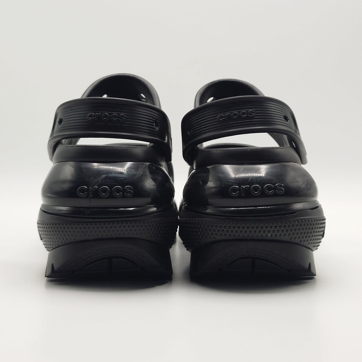 Crocs Classic Mega Crush Sandal