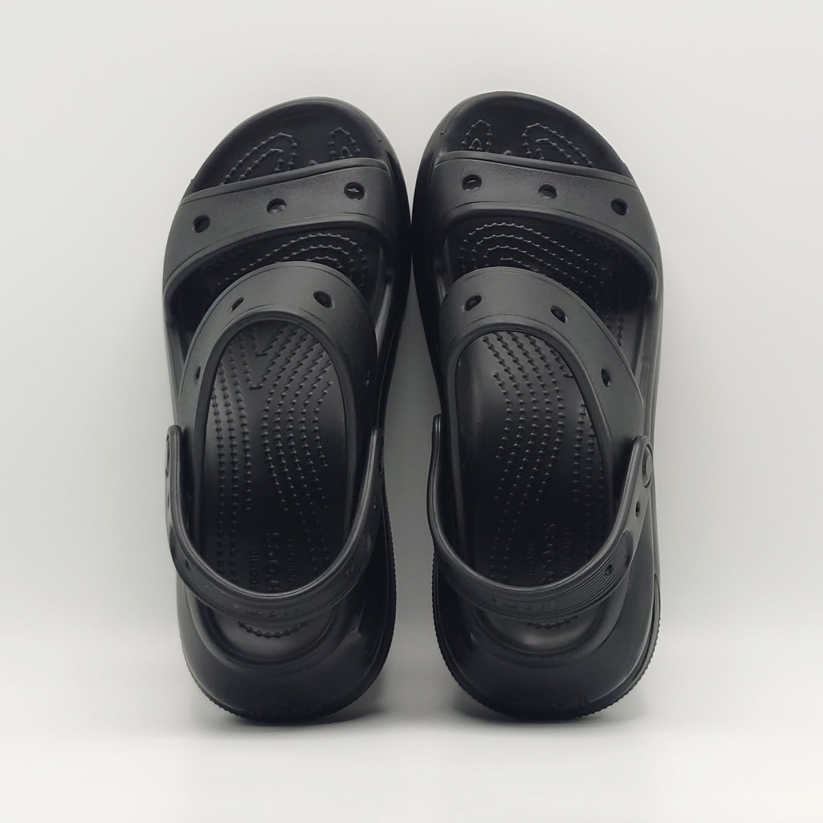 Crocs Classic Mega Crush Sandal