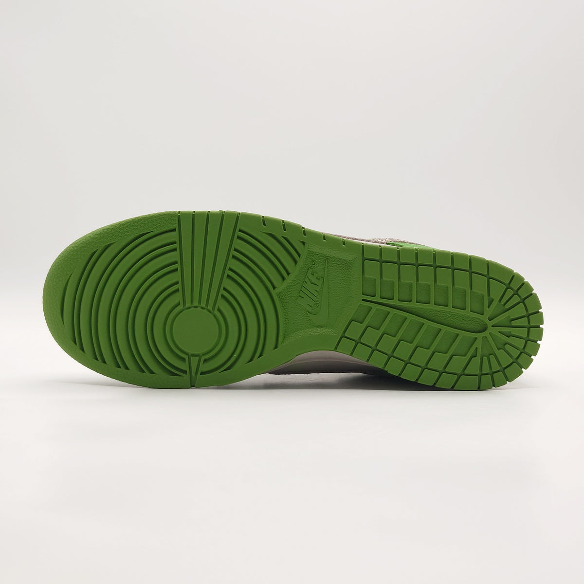 Nike Dunk Low AS Safari Swoosh Chlorophyll