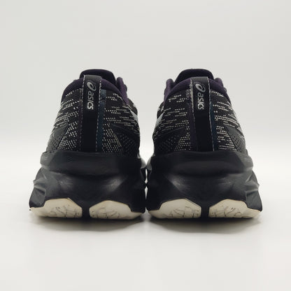 ASICS Novablast 2