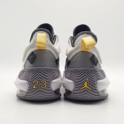 Nike Air Jordan Stay Loyal 2