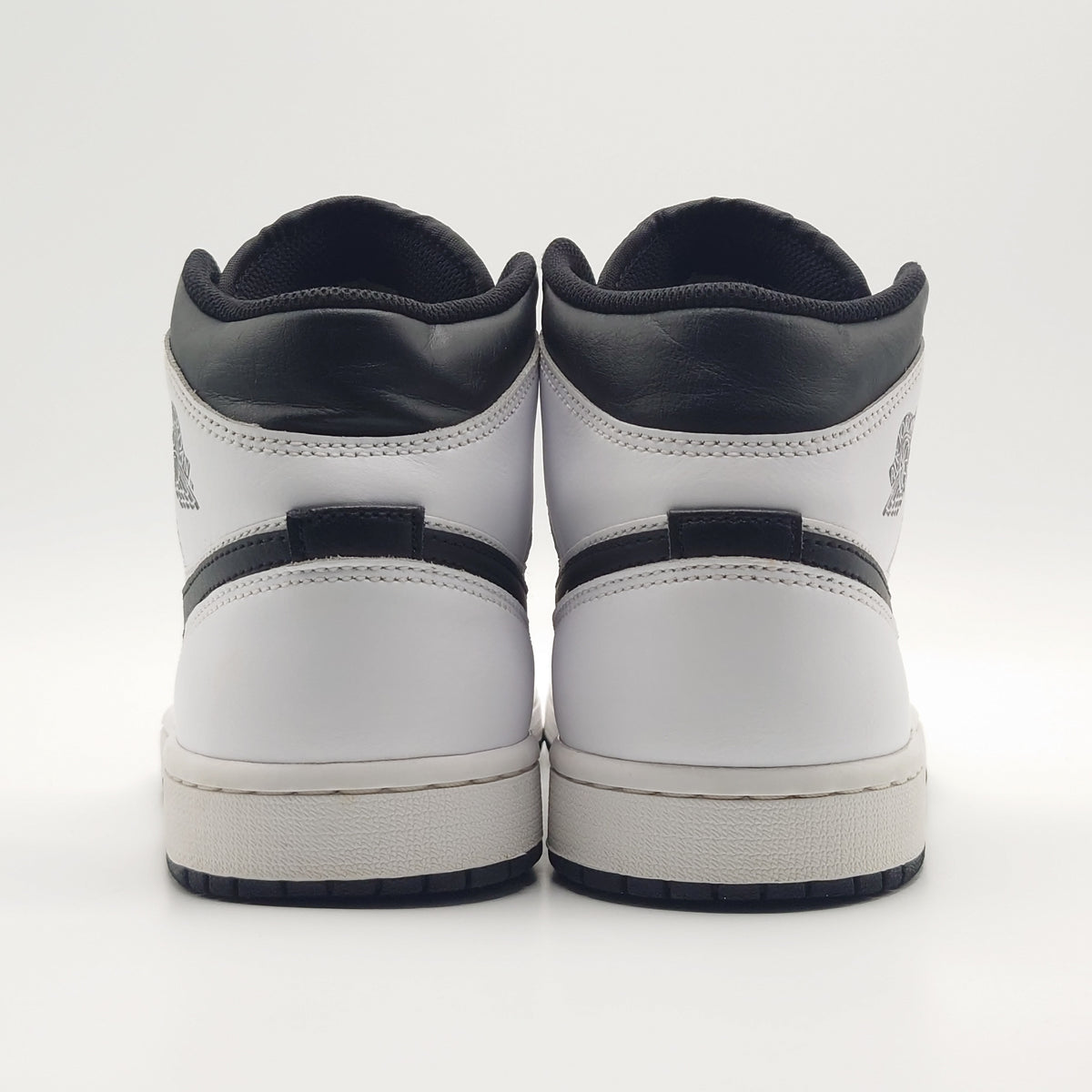 Nike Jordan 1 Mid Reverse Panda