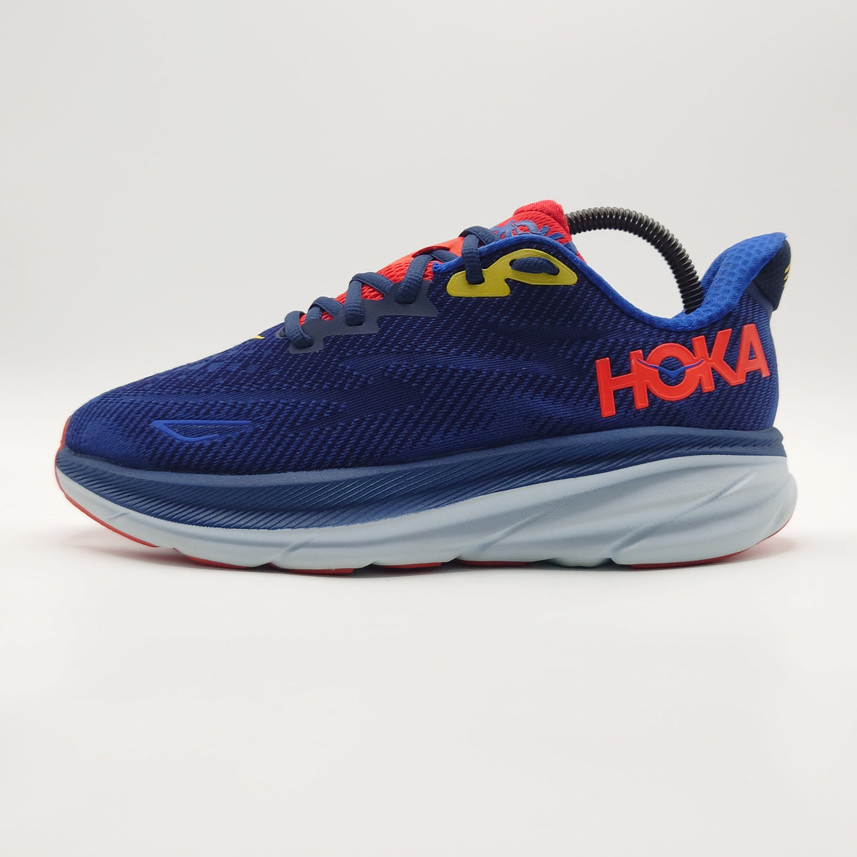 Hoka One One Clifton 9