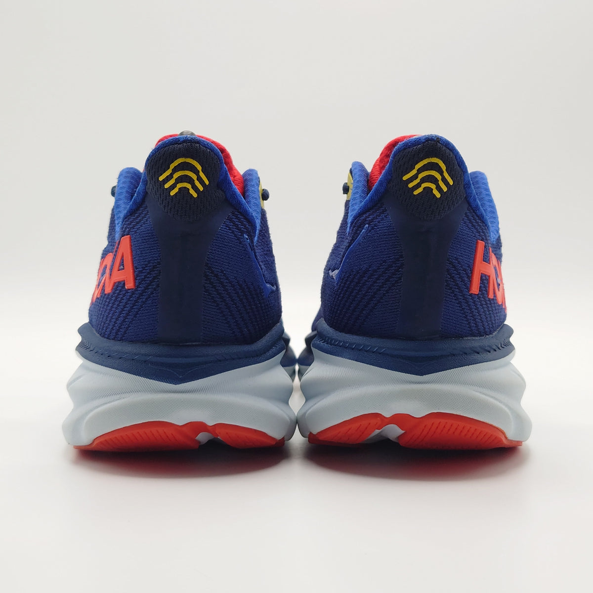 Hoka One One Clifton 9