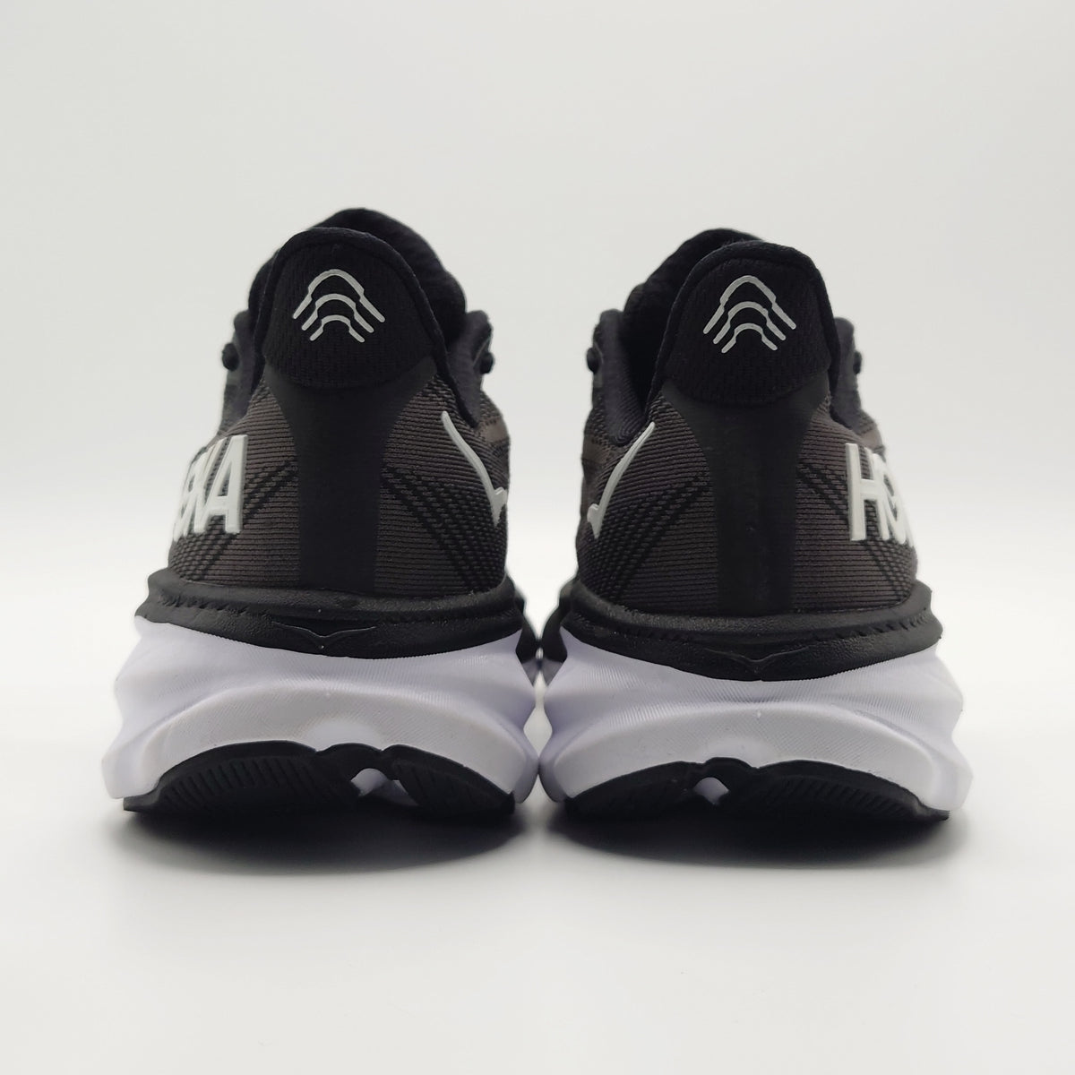 HOKA One One Clifton 9 (2E Wide)