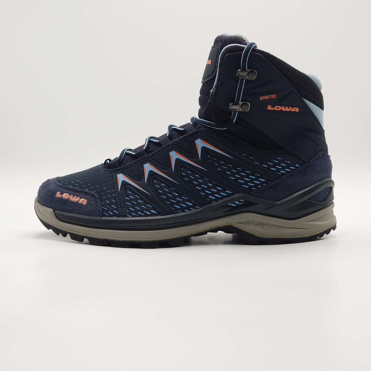 LOWA Innox Pro GTX Mid