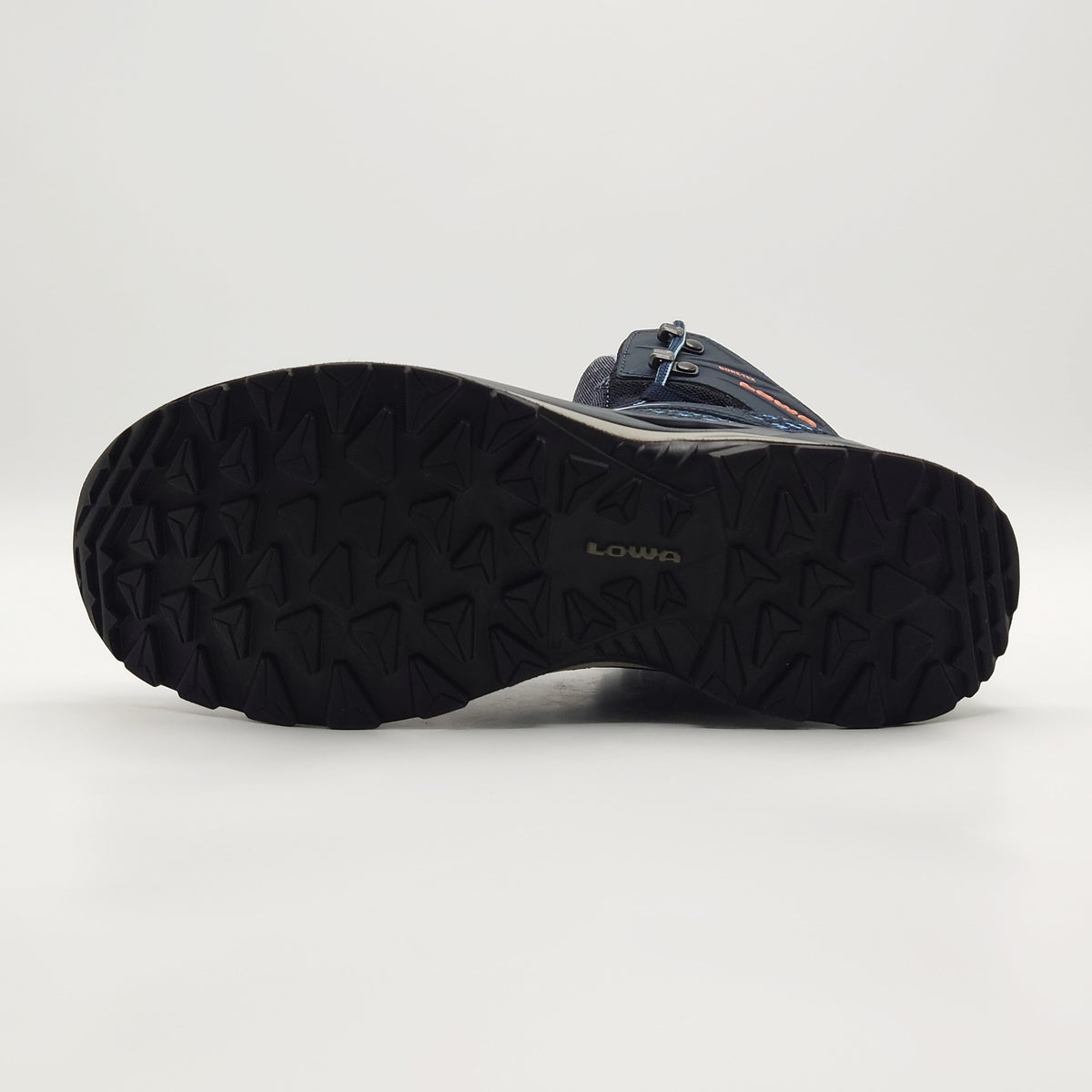 LOWA Innox Pro GTX Mid
