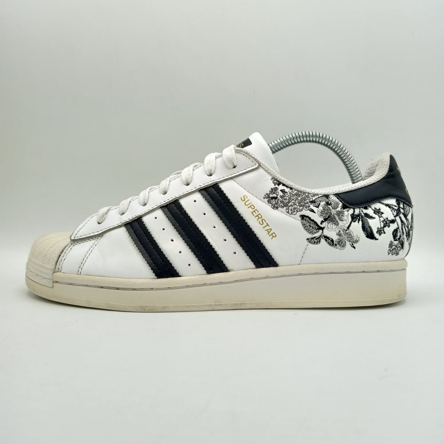 adidas Superstar