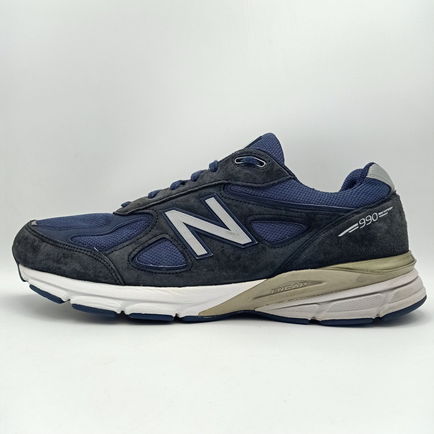 New Balance 990v4 Made in USA