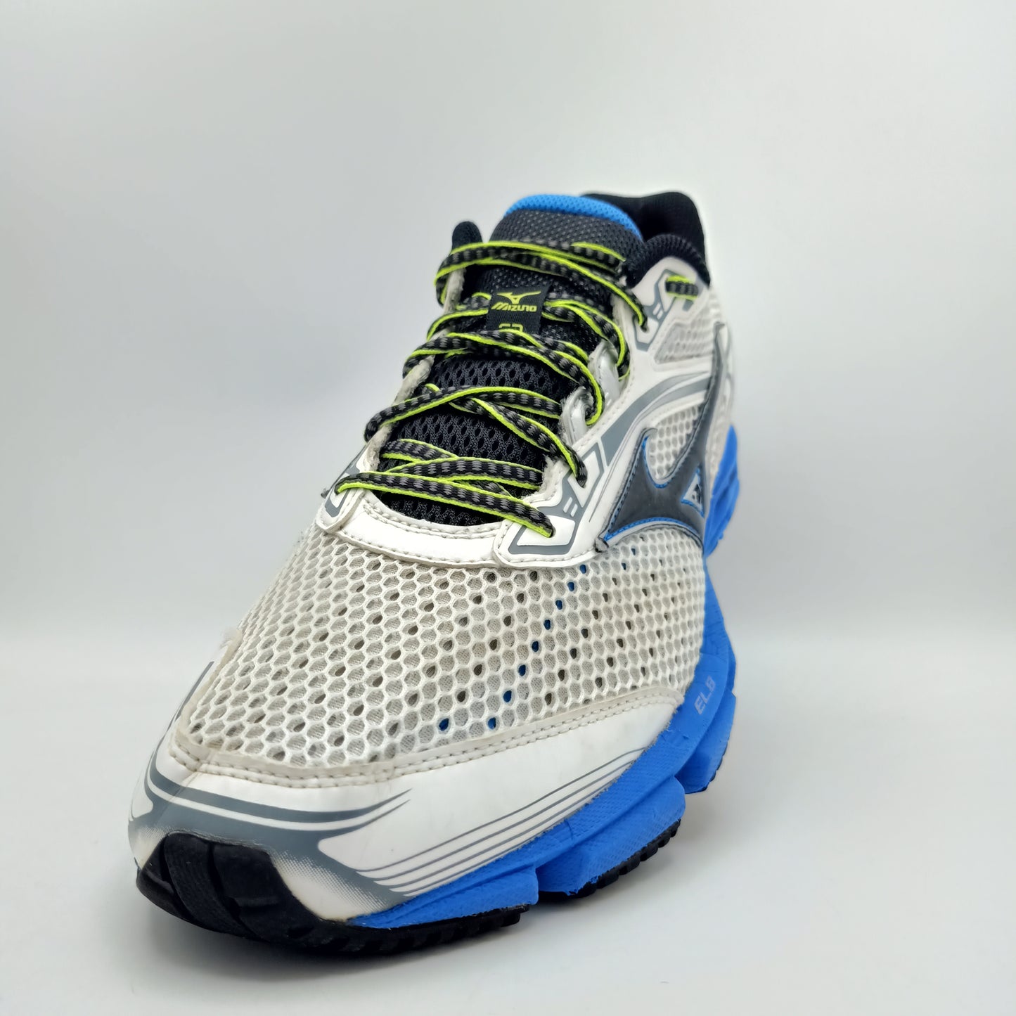 MIZUNO WAVE LEGEND 3